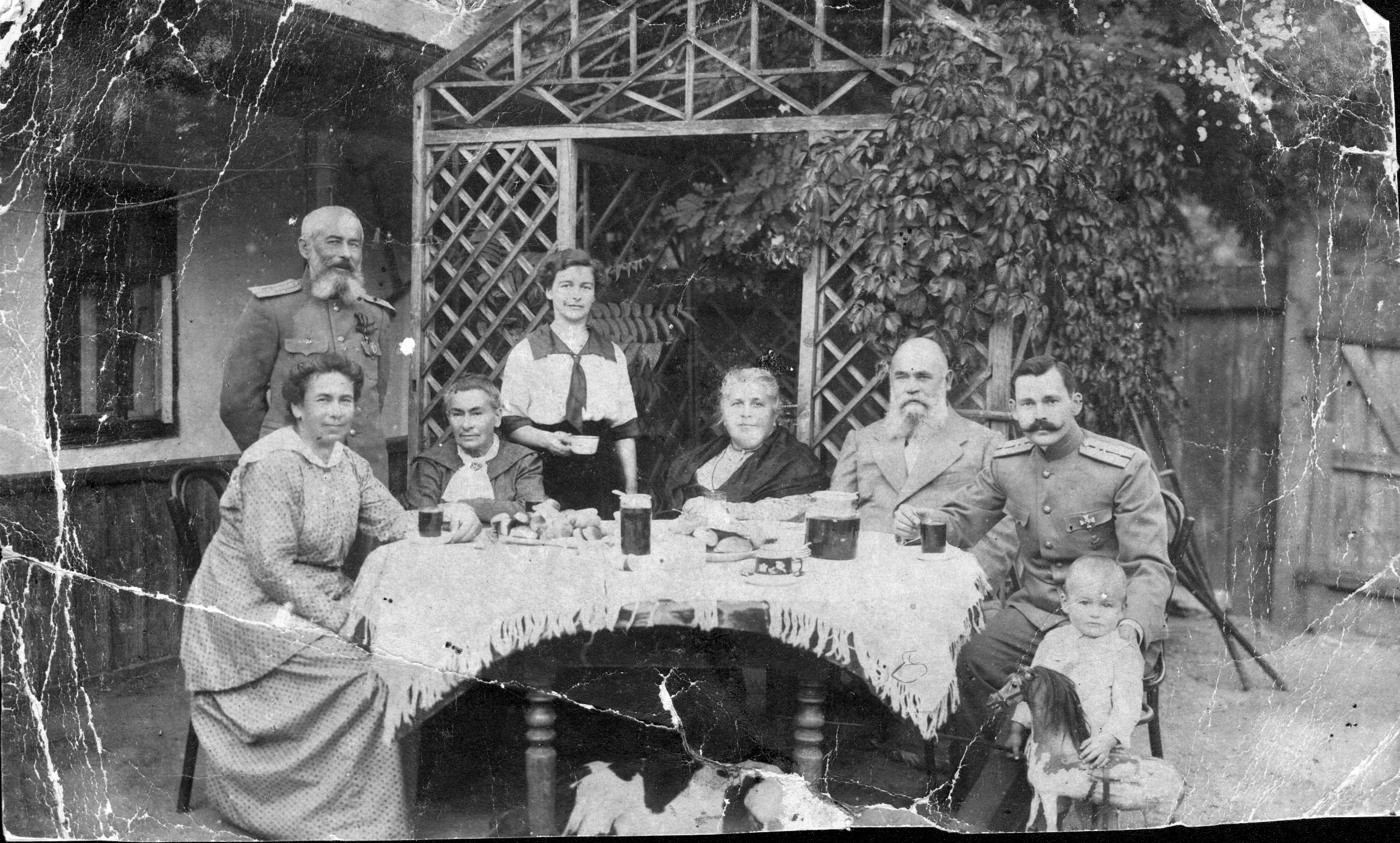anna-l-and-sergey-f-borziakovs-vergilia-samoylovna-shantse-tardan-vera-s-lubov-karaseva-dontsova-fedor-g-mihail-f